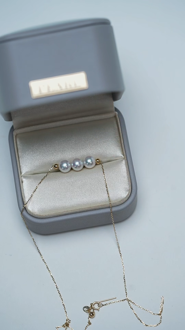 项链18K金镶嵌海水珍珠6.5-7mm海水akoya微笑链