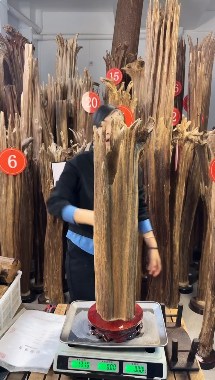 【闪购商品】沉香摆件沉香摆件多样性发一件83
