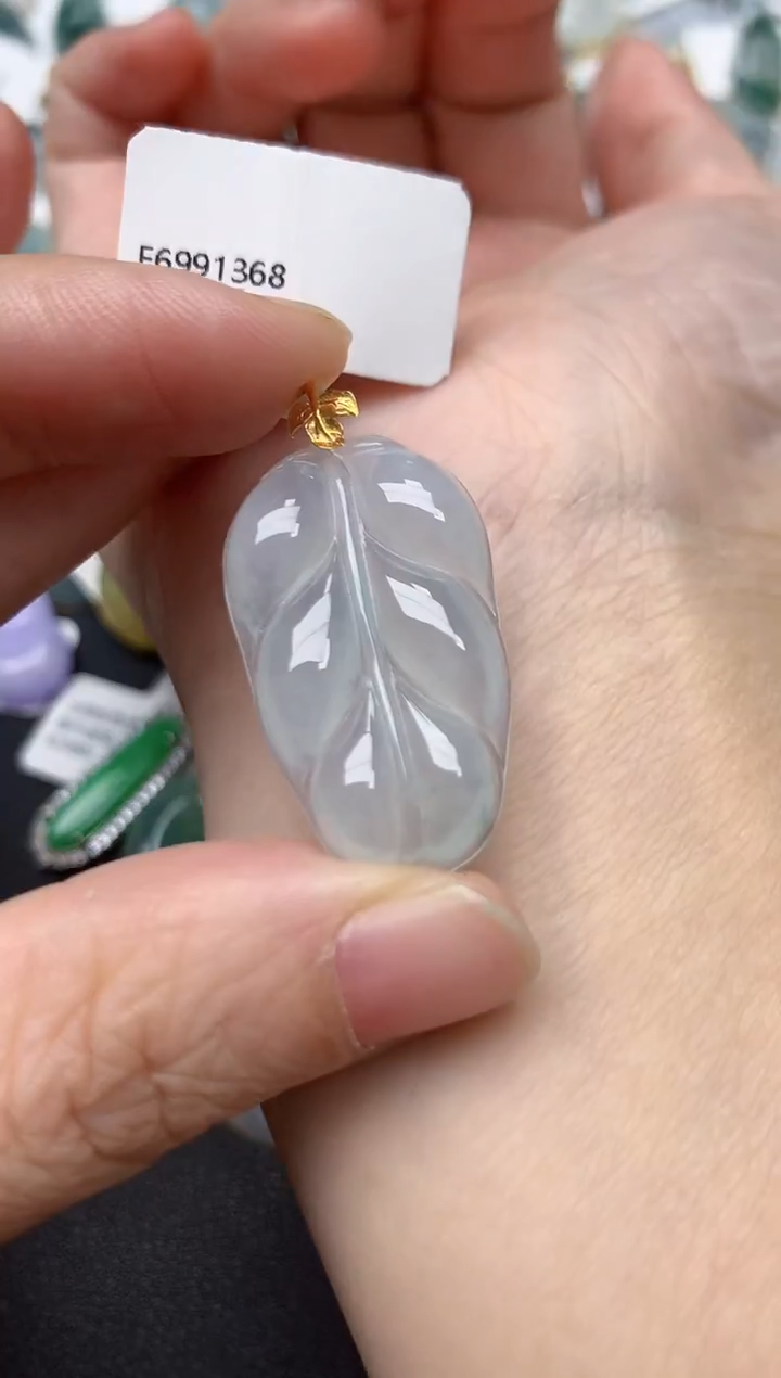 颈饰18K金镶嵌翡翠天然缅甸A货翡翠