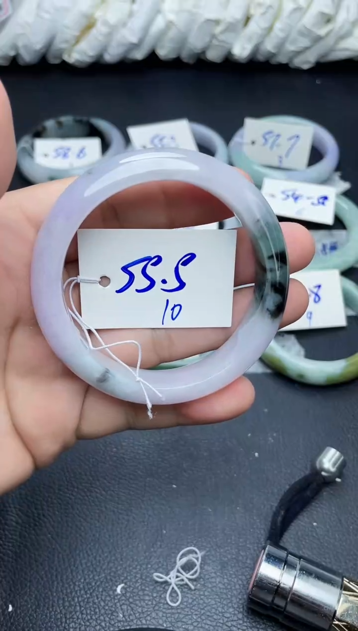未镶嵌手镯翡翠10