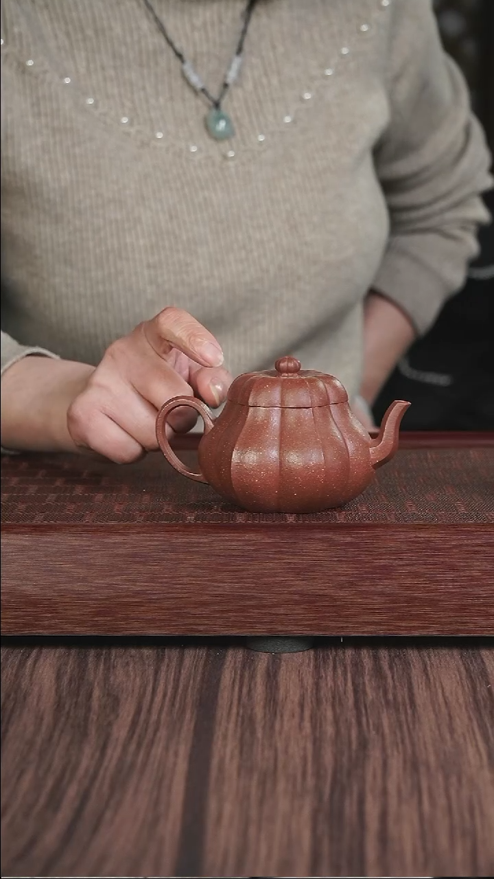【闪购商品】紫砂茶壶降坡泥 矮梨 筋纹