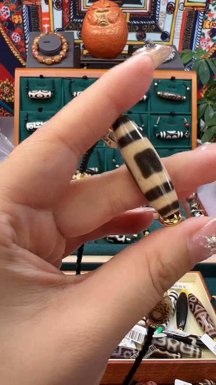 玛瑙/玉髓（覆膜）颈饰合金一**求4.（微瑕）