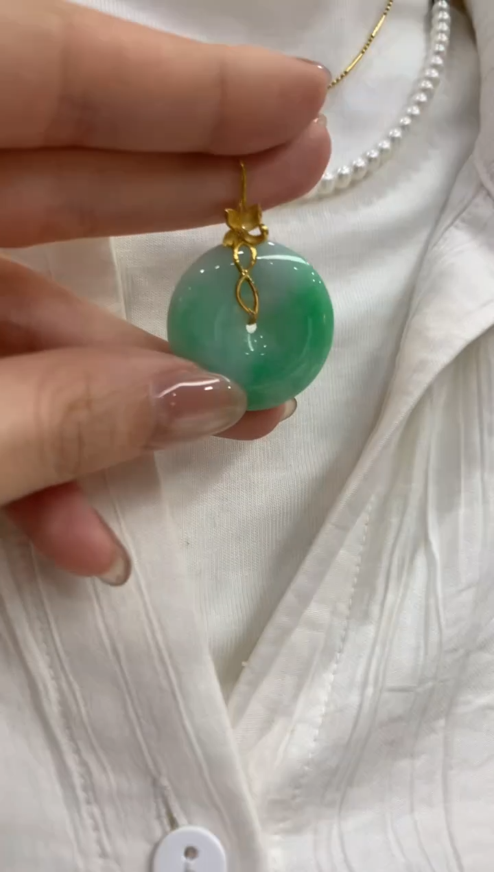 翡翠18K金镶嵌吊坠(不含链)平安扣