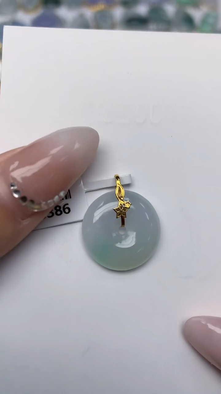 【闪购商品】翡翠颈饰18K金镶嵌天然翡翠A货