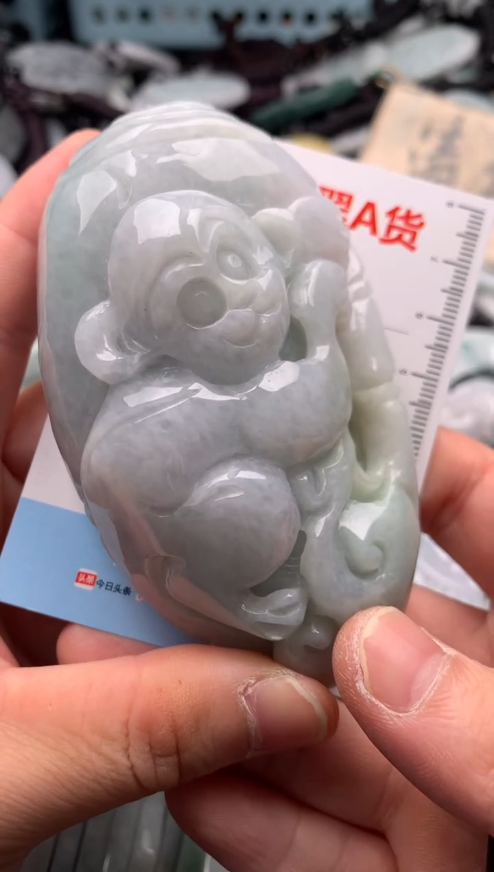 翡翠未镶嵌吊坠(不含链)1