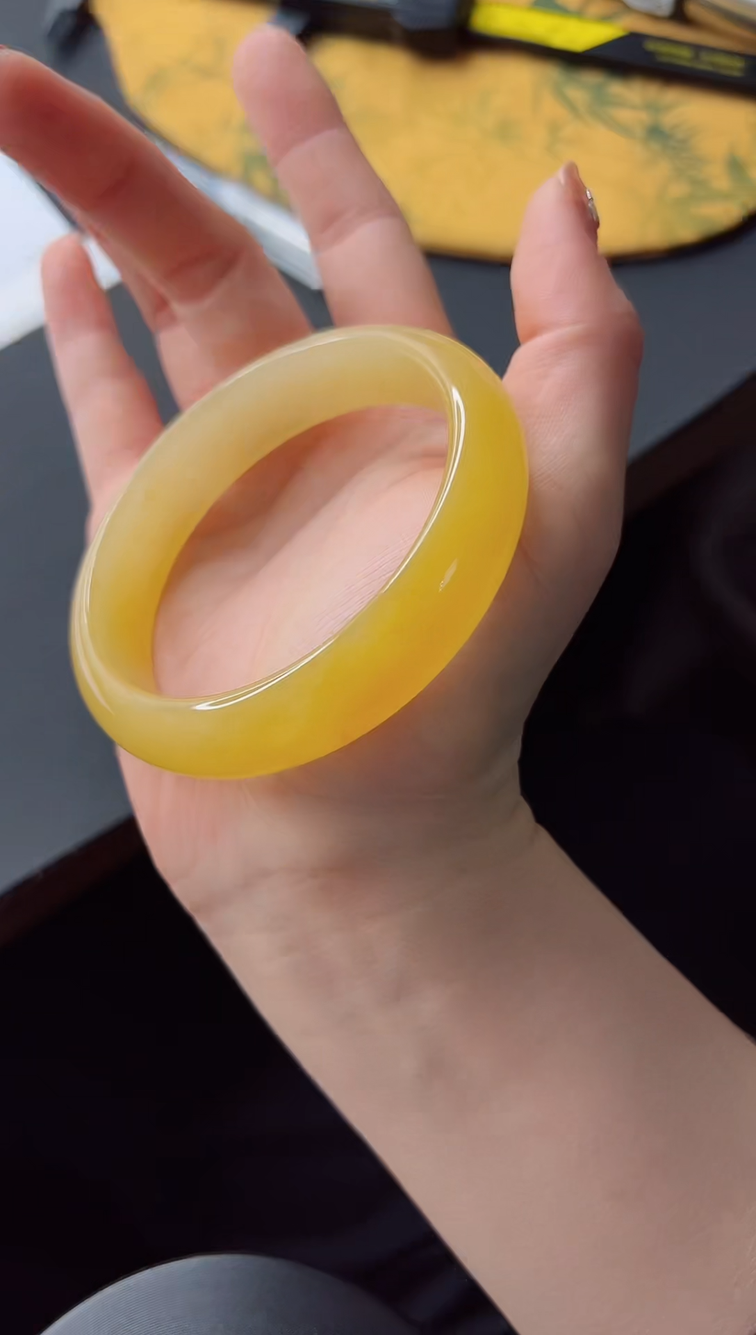 【闪购商品】石英质玉手镯未镶嵌423-62+