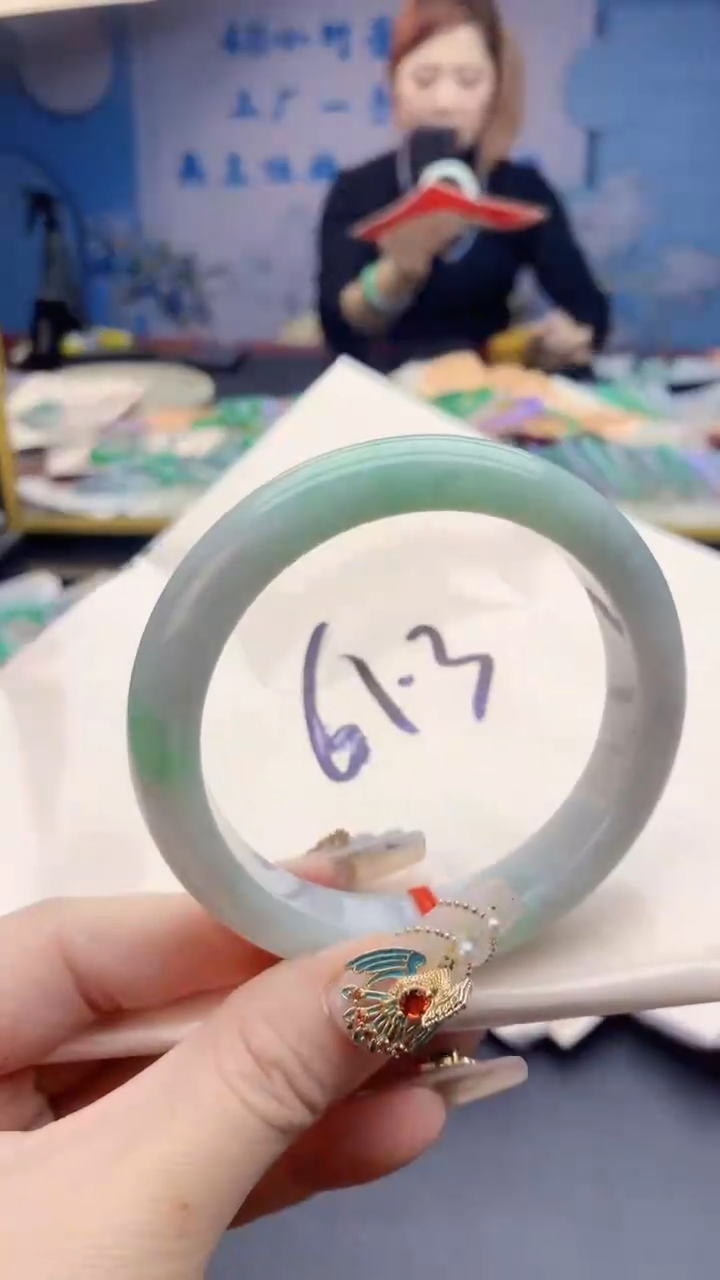 【闪购商品】翡翠手镯未镶嵌0313695907