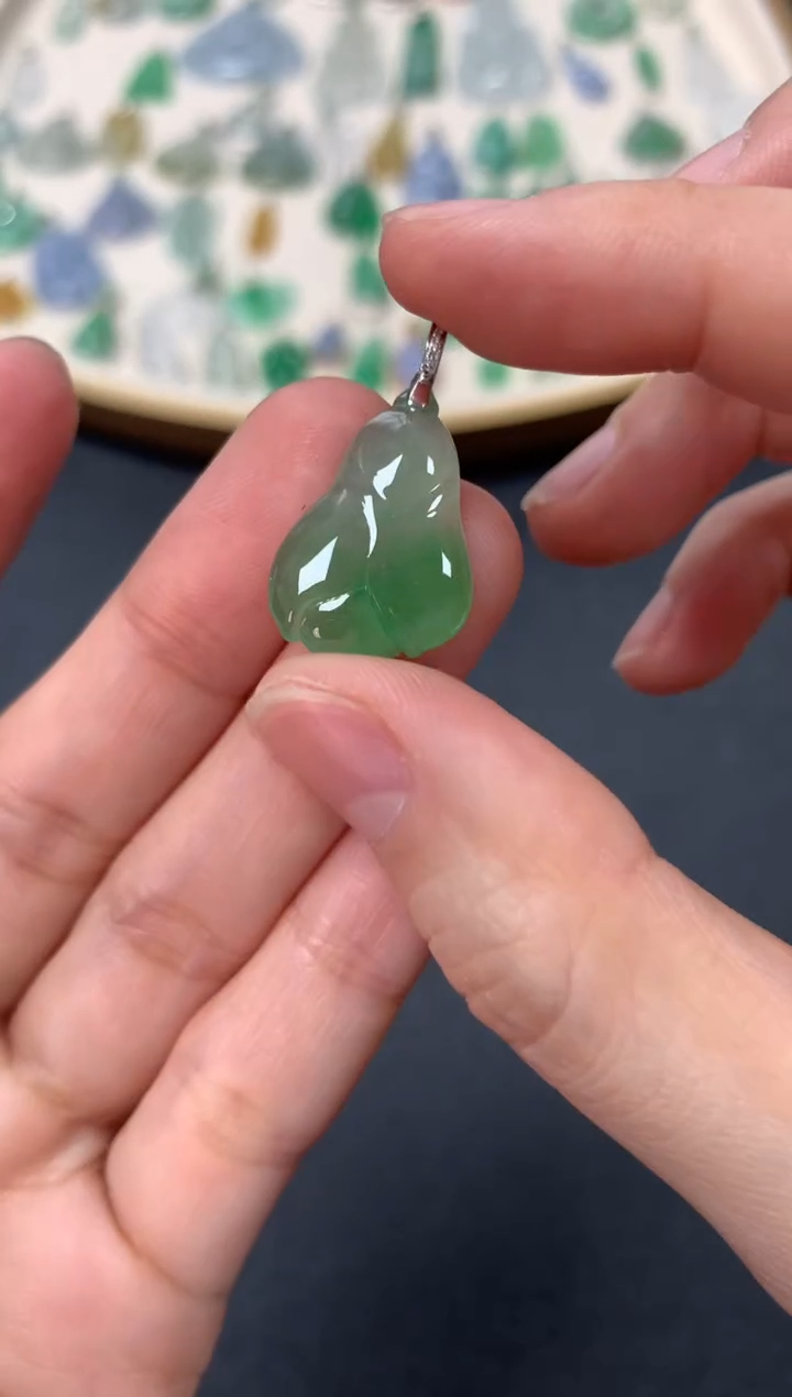 【闪购商品】翡翠吊坠(不含链)18K金镶嵌1680