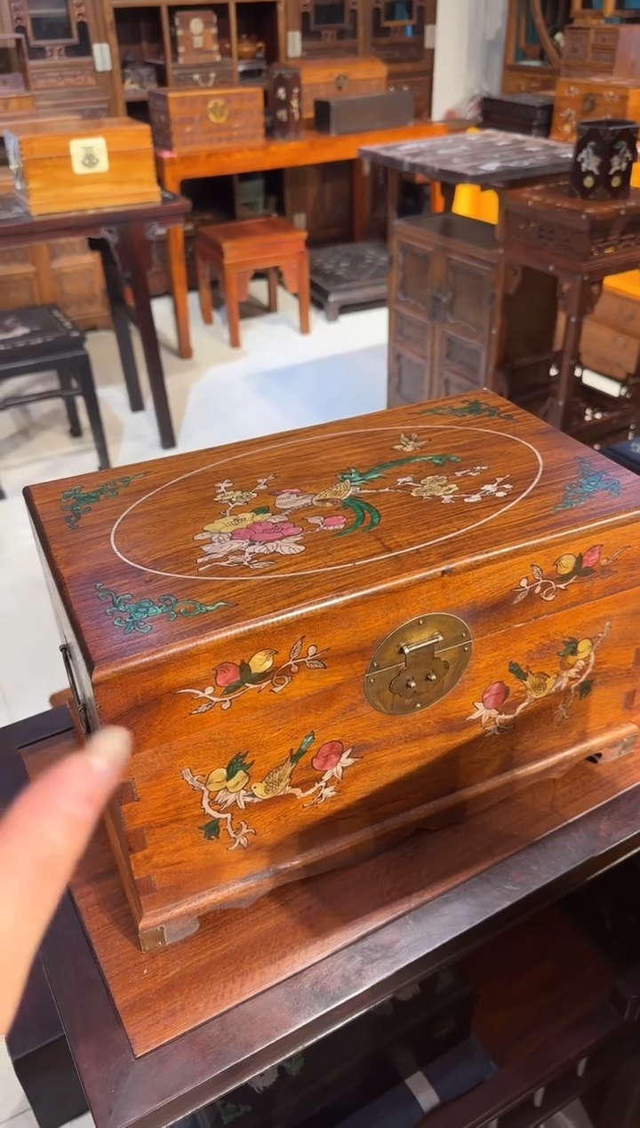 【闪购商品】木木艺长尾鸟底座翻盖箱398.888
