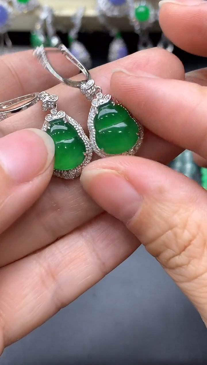 颈饰18K金镶嵌翡翠604-中国好珍宝