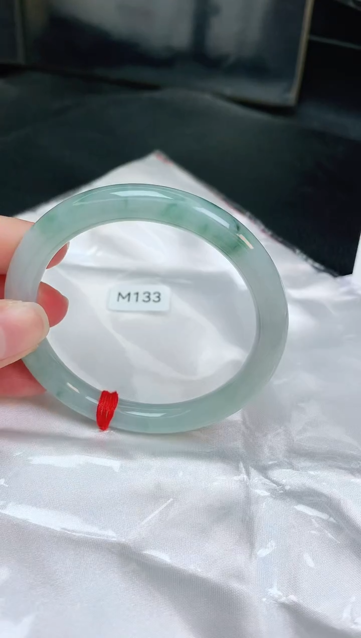 【闪购商品】翡翠手镯未镶嵌缅甸天然A货翡翠手镯