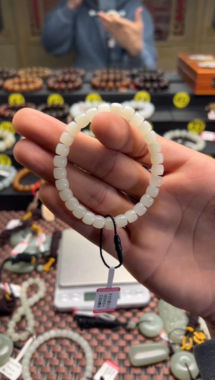 【闪购商品】和田玉手串未镶嵌于田料冰坑料直切6*7手串