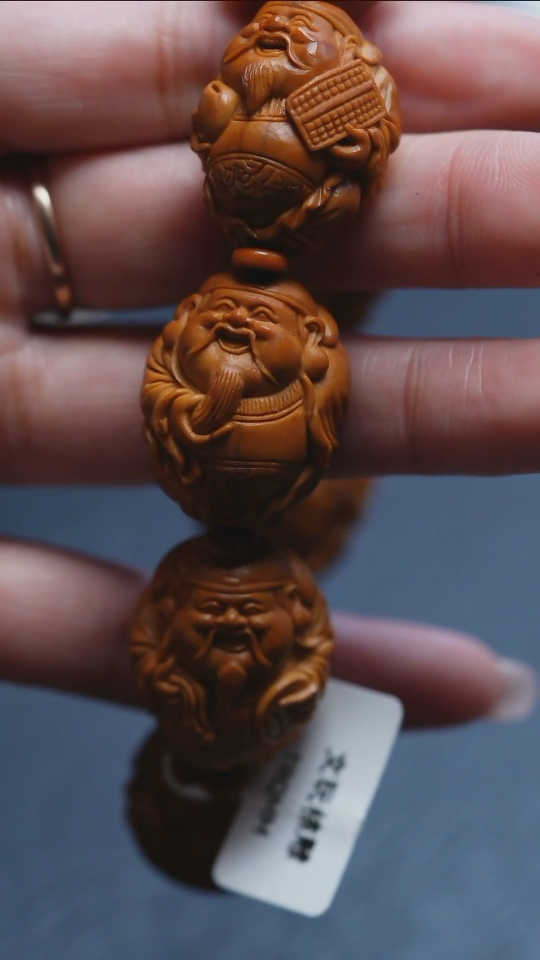 【闪购商品】橄榄核吊坠苏工橄榄核