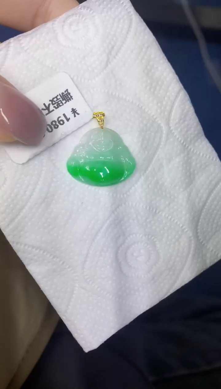 颈饰18K金镶嵌翡翠缅甸天然翡翠A货