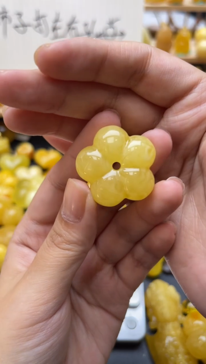 琥珀未镶嵌珠宝奇石041琥珀蜜蜡微瑕