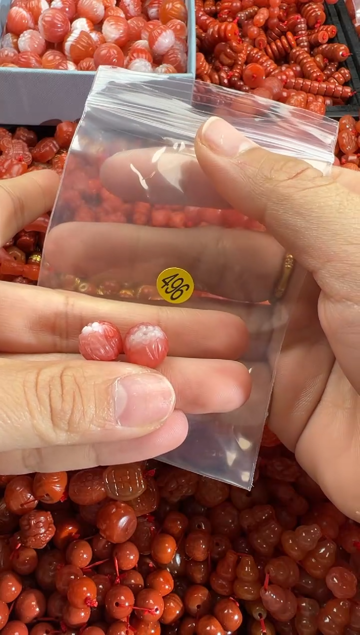 【闪购商品】南红玛瑙颈饰未镶嵌11