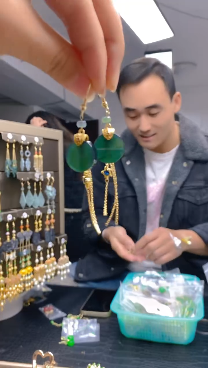 【闪购商品】翡翠耳饰合金057翡翠耳钩