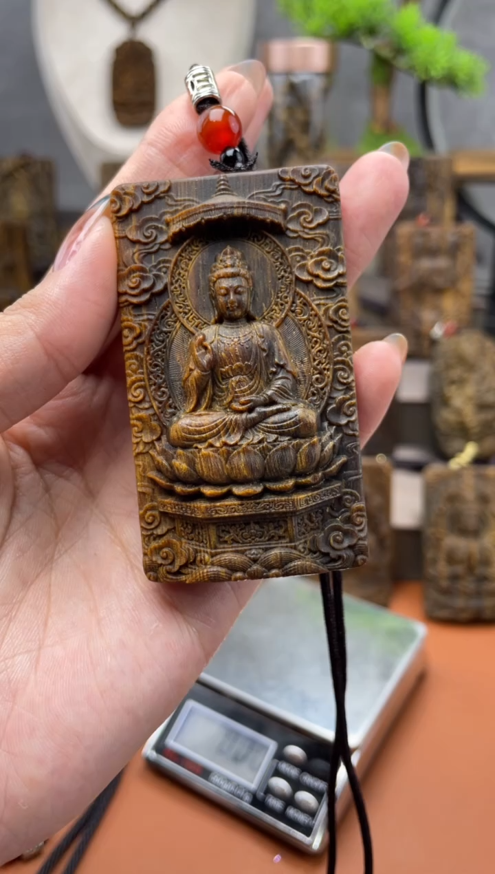 木木雕款芽庄 盘坐观音7cm送养香瓶 