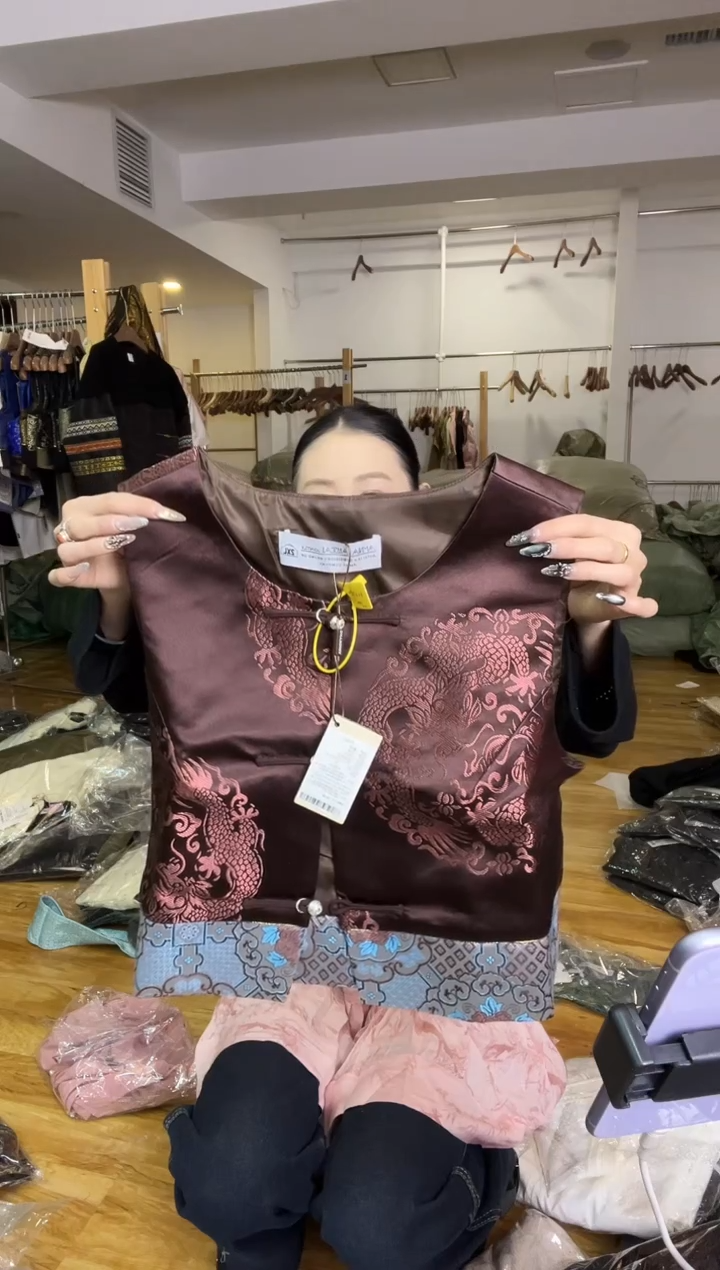 马甲       2XL码    125-135斤