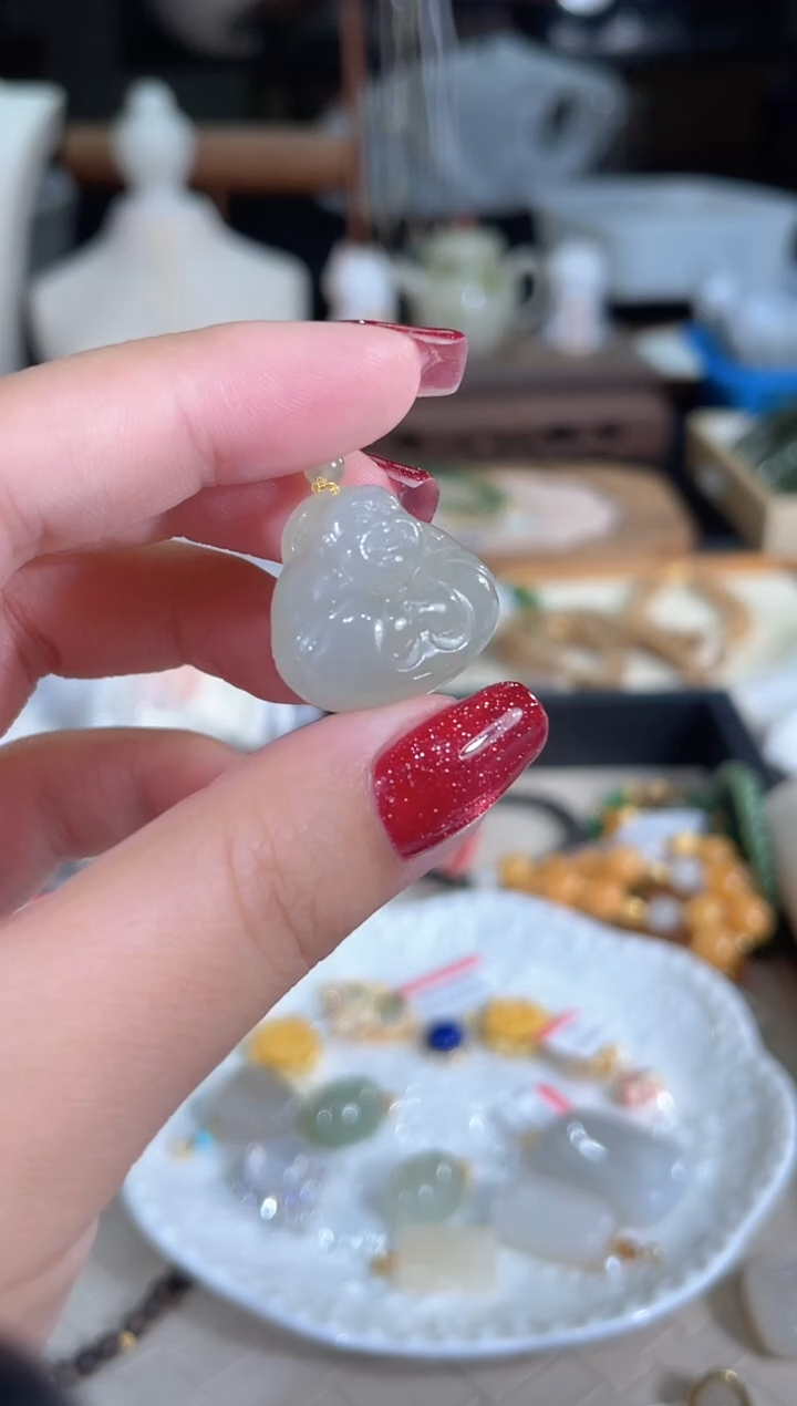 和田玉银S925镶嵌吊坠(不含链)多样性发货其一