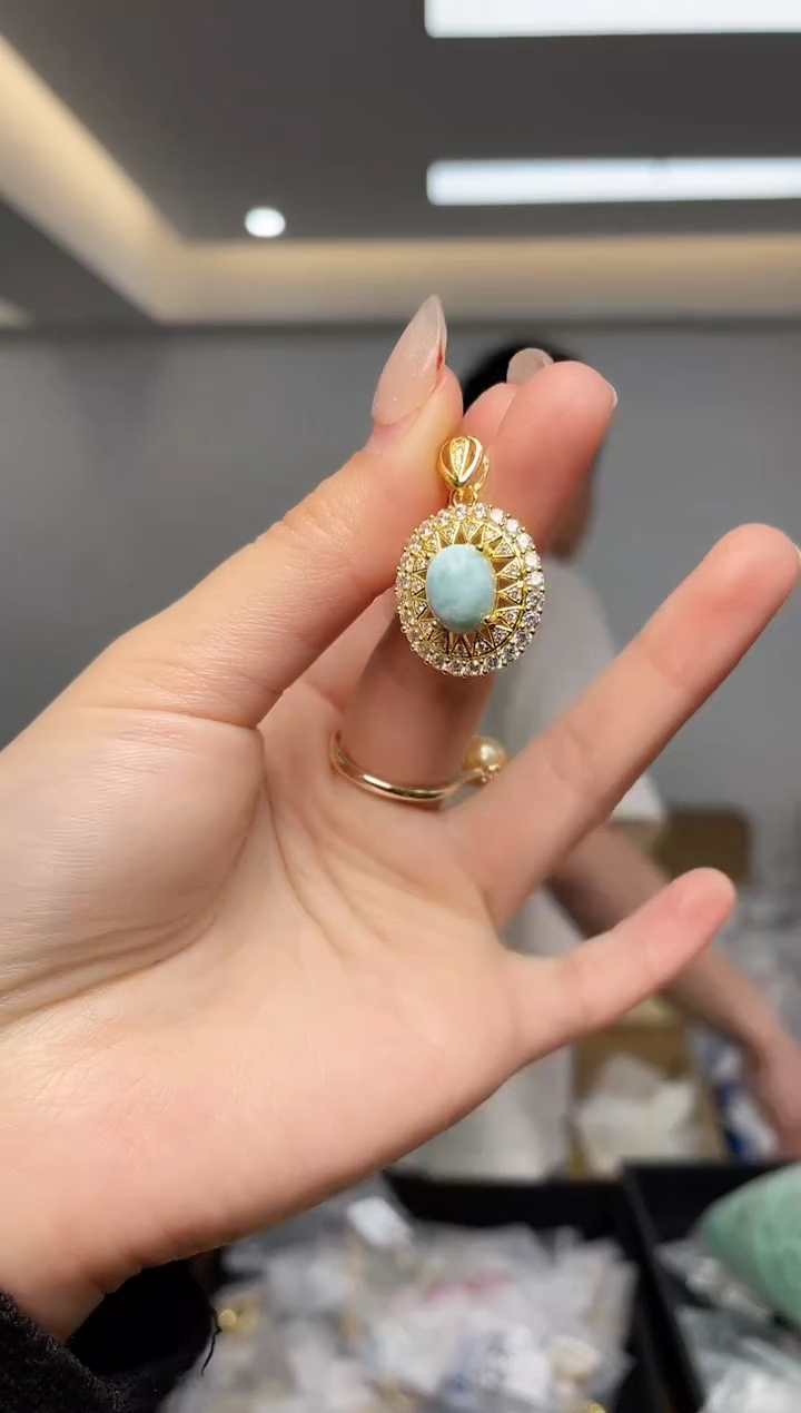 【闪购商品】针钠钙石（海纹石）吊坠(不含链)未镶嵌（多样性单个发货）