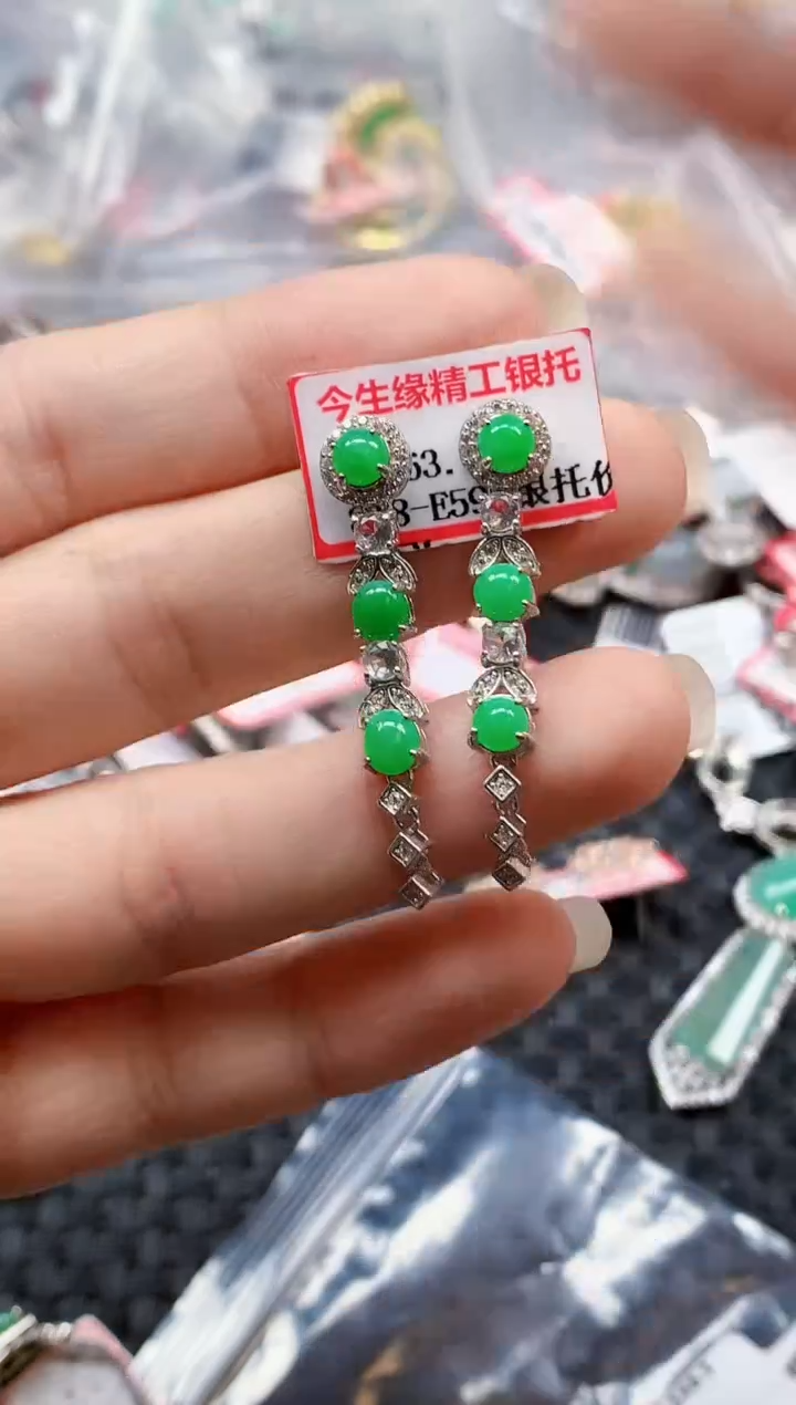 银S925镶嵌戒指翡翠天然A货缅甸翡翠