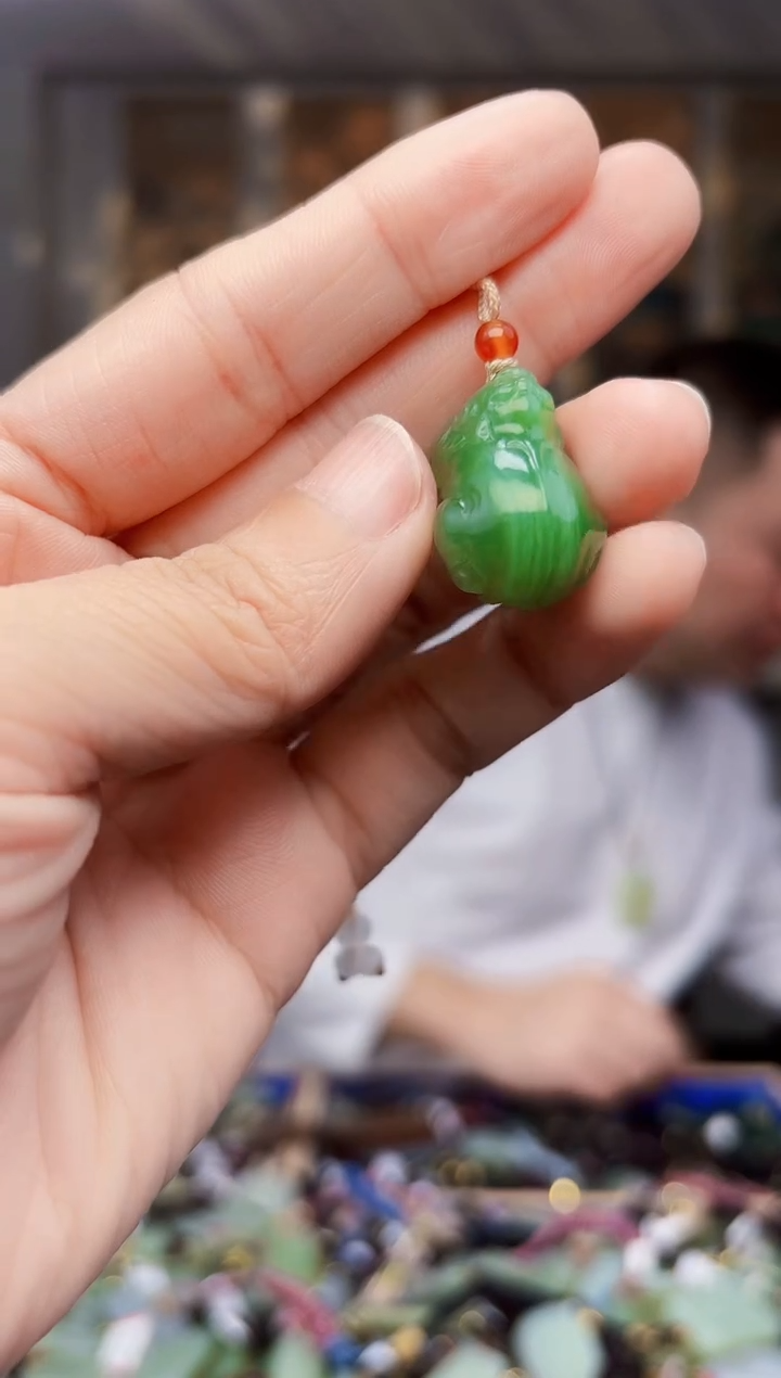 【闪购商品】和田玉挂件未镶嵌拍一发一