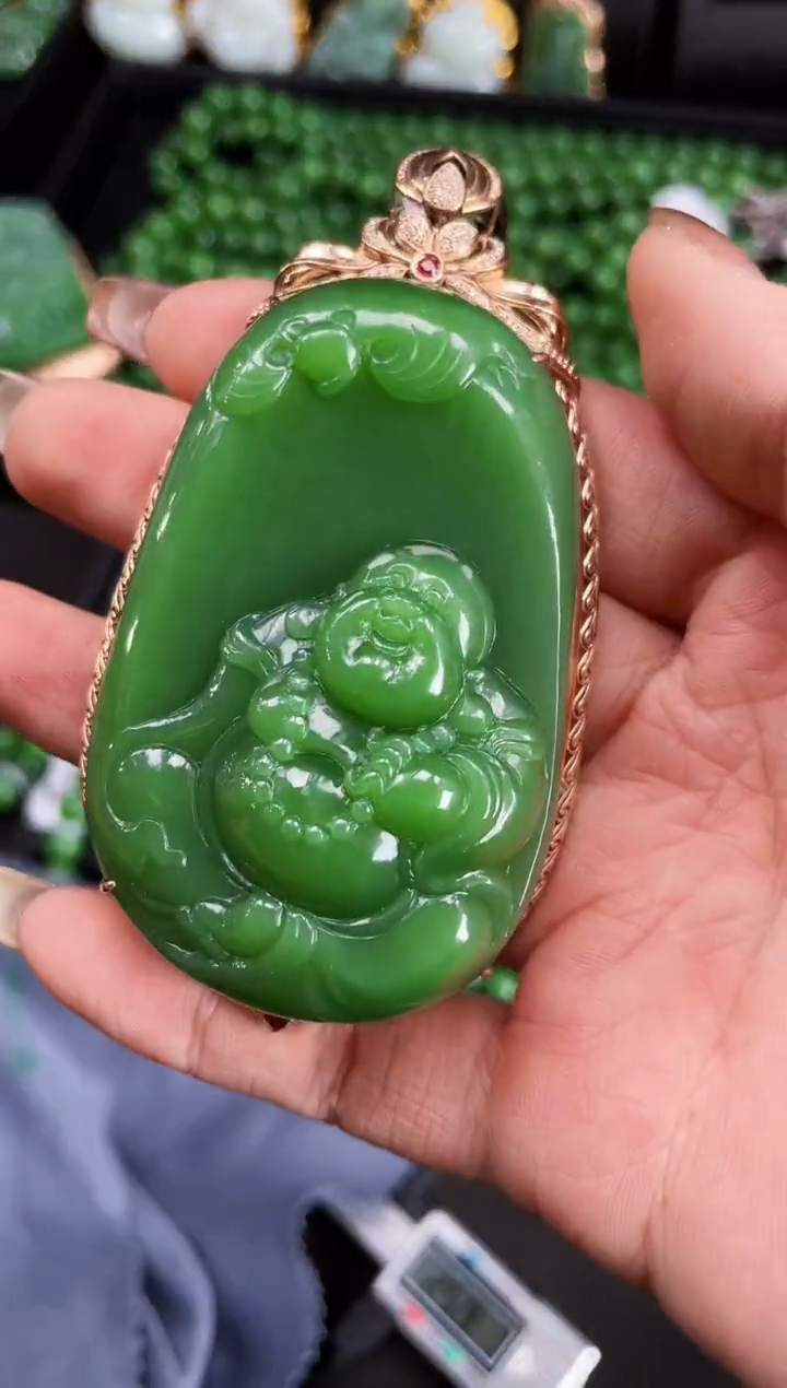 【闪购商品】和田玉吊坠18K金镶嵌多样性发一Z