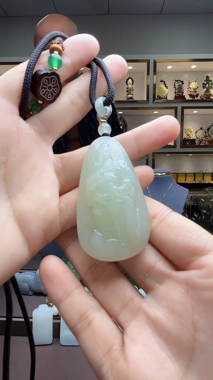 【闪购商品】和田玉颈饰未镶嵌苏