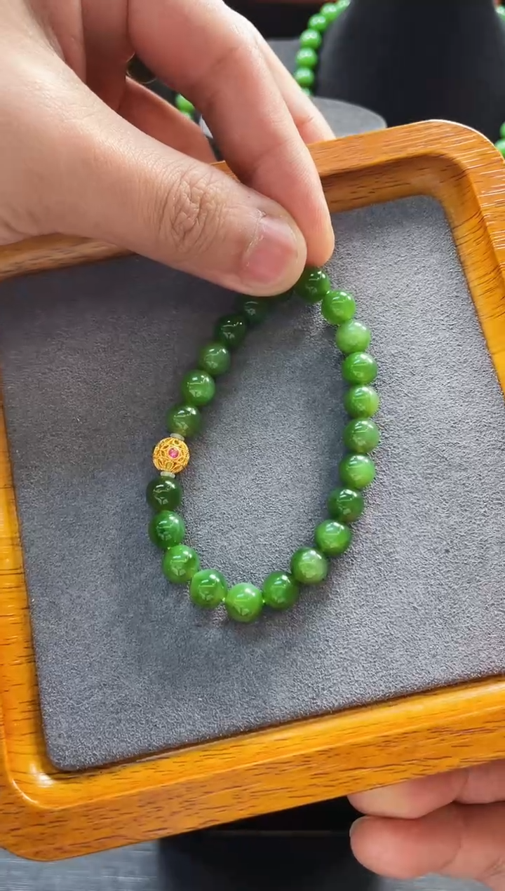 【闪购商品】和田玉手串18K金镶嵌多样性发一