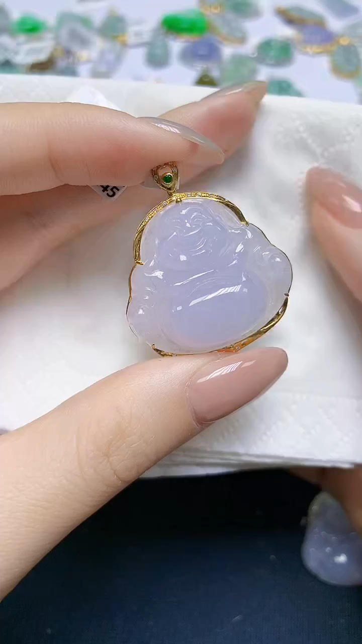 翡翠18K金镶嵌颈饰天然缅甸A货翡翠