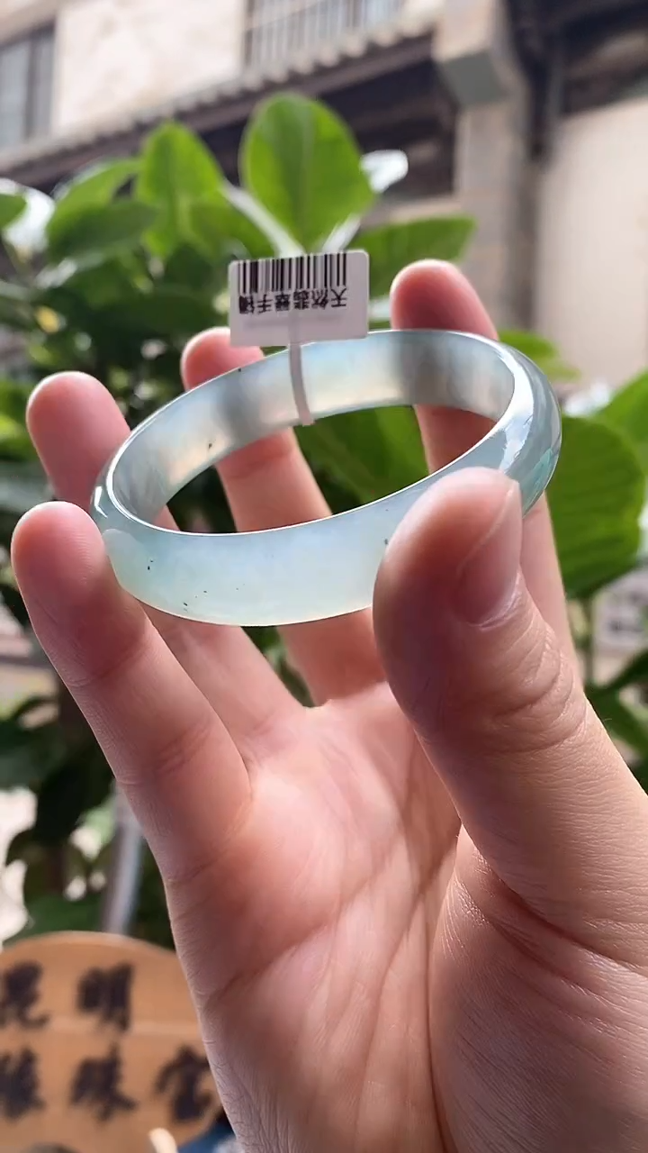 【闪购商品】翡翠手镯未镶嵌58圈