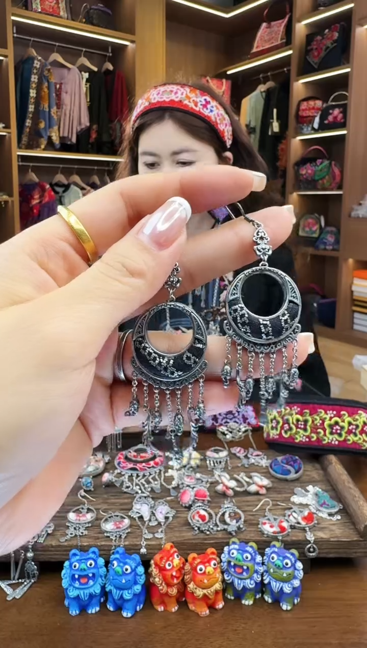 【闪购商品】织绣120黔东南苗族刺绣