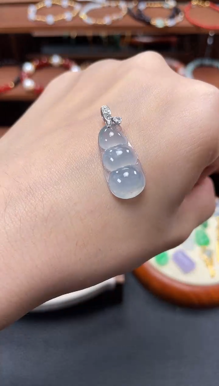 【闪购商品】翡翠吊坠(不含链)18K金镶嵌一个  JK695