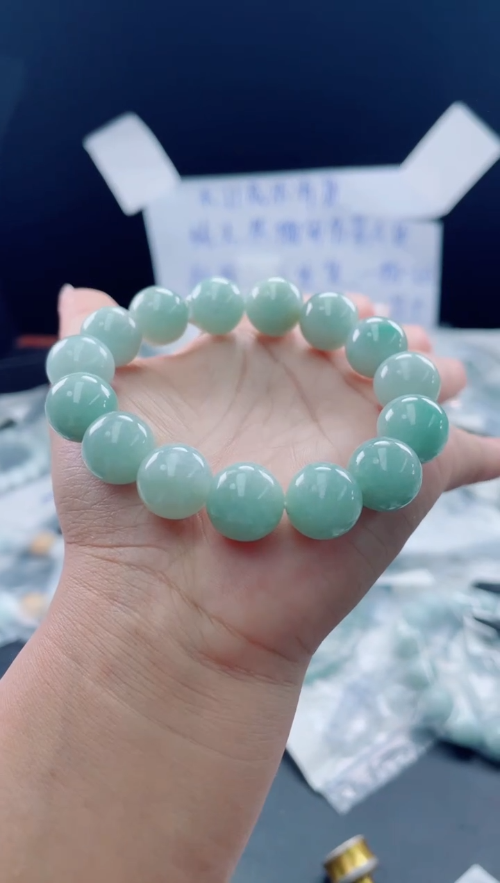 未镶嵌定制翡翠珠串