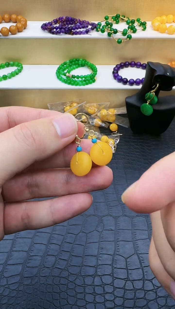 【闪购商品】蜜蜡耳饰14K金镶嵌032