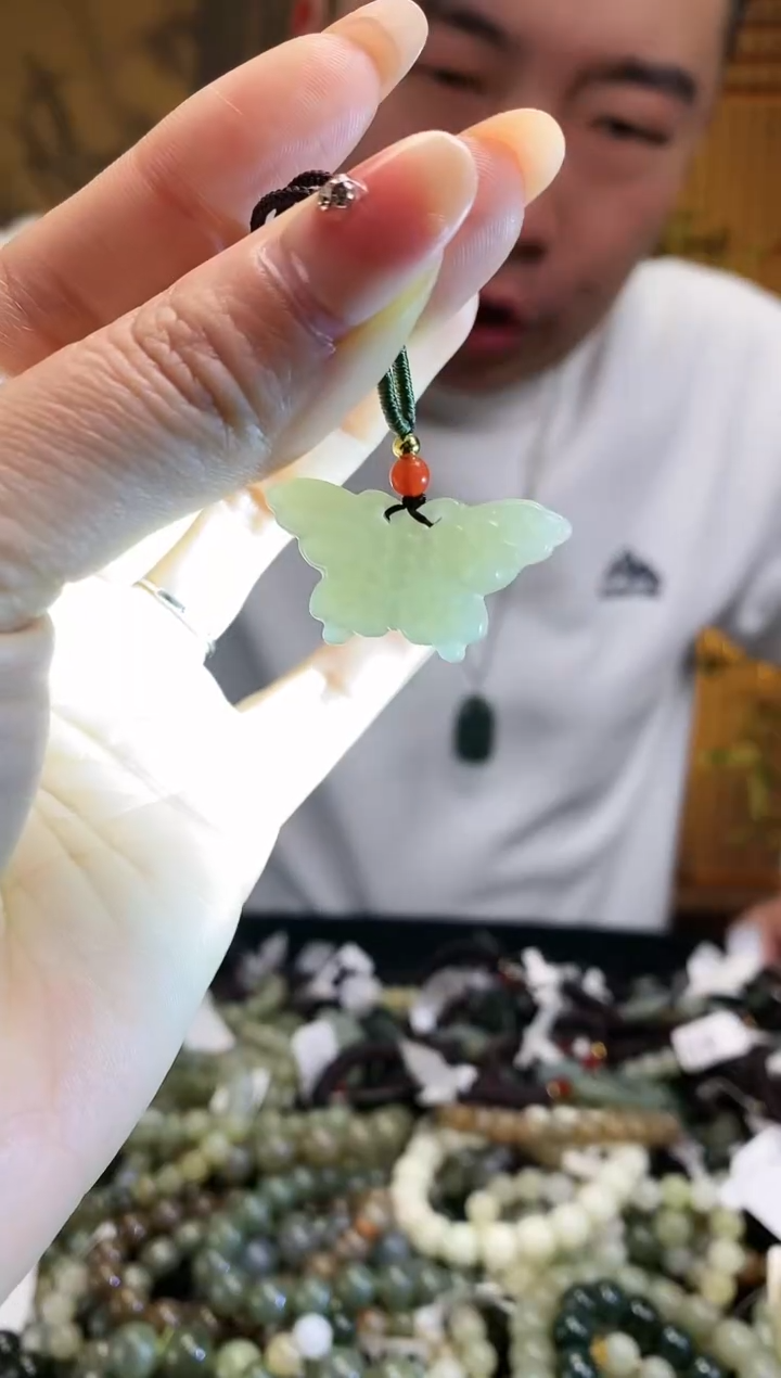 【闪购商品】和田玉颈饰未镶嵌多样性发货，拍一发一