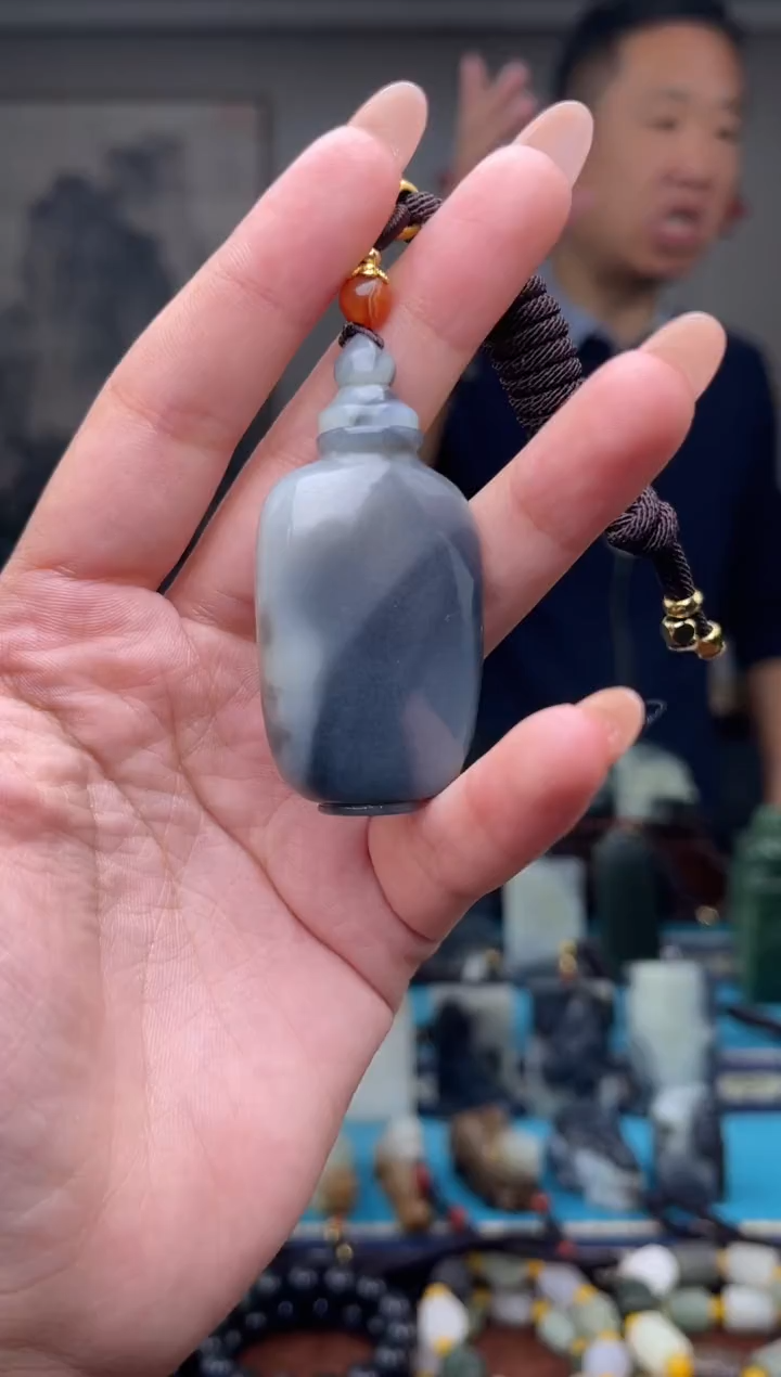 未镶嵌和田玉挂件1