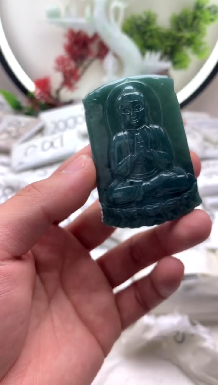 【闪购商品】翡翠颈饰未镶嵌大日