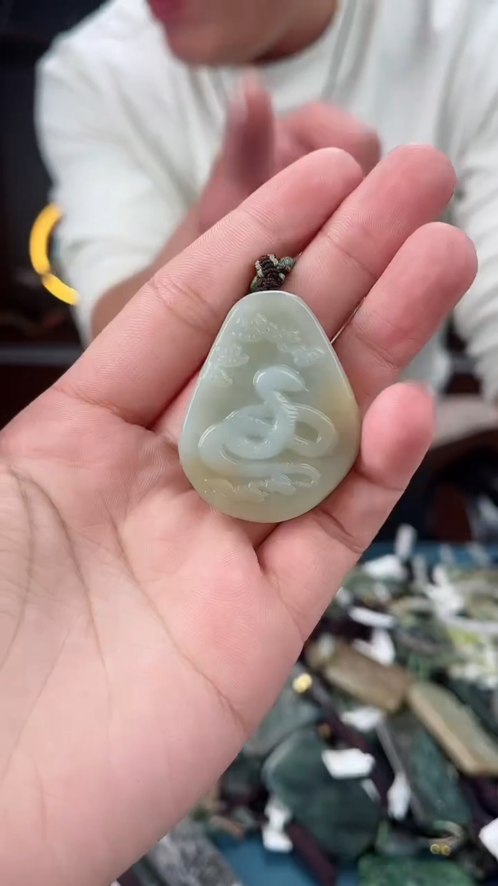 【闪购商品】和田玉（糖玉）颈饰未镶嵌多样性发货，一物一拍