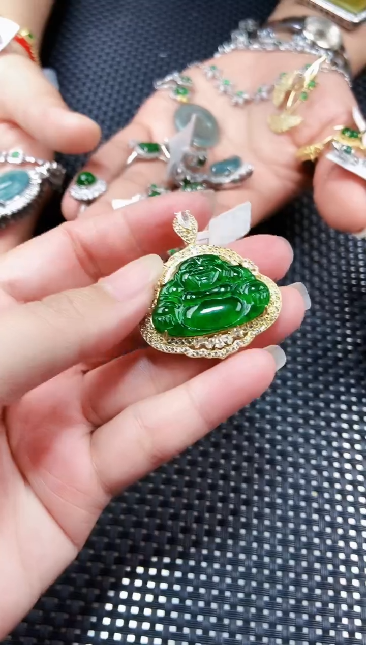 【闪购商品】翡翠吊坠(不含链)未镶嵌111111111