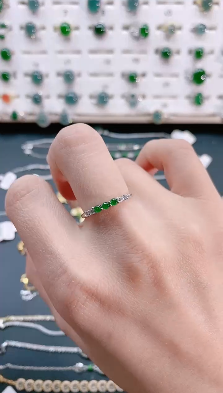 【闪购商品】翡翠戒指银S925镶嵌天然翡翠