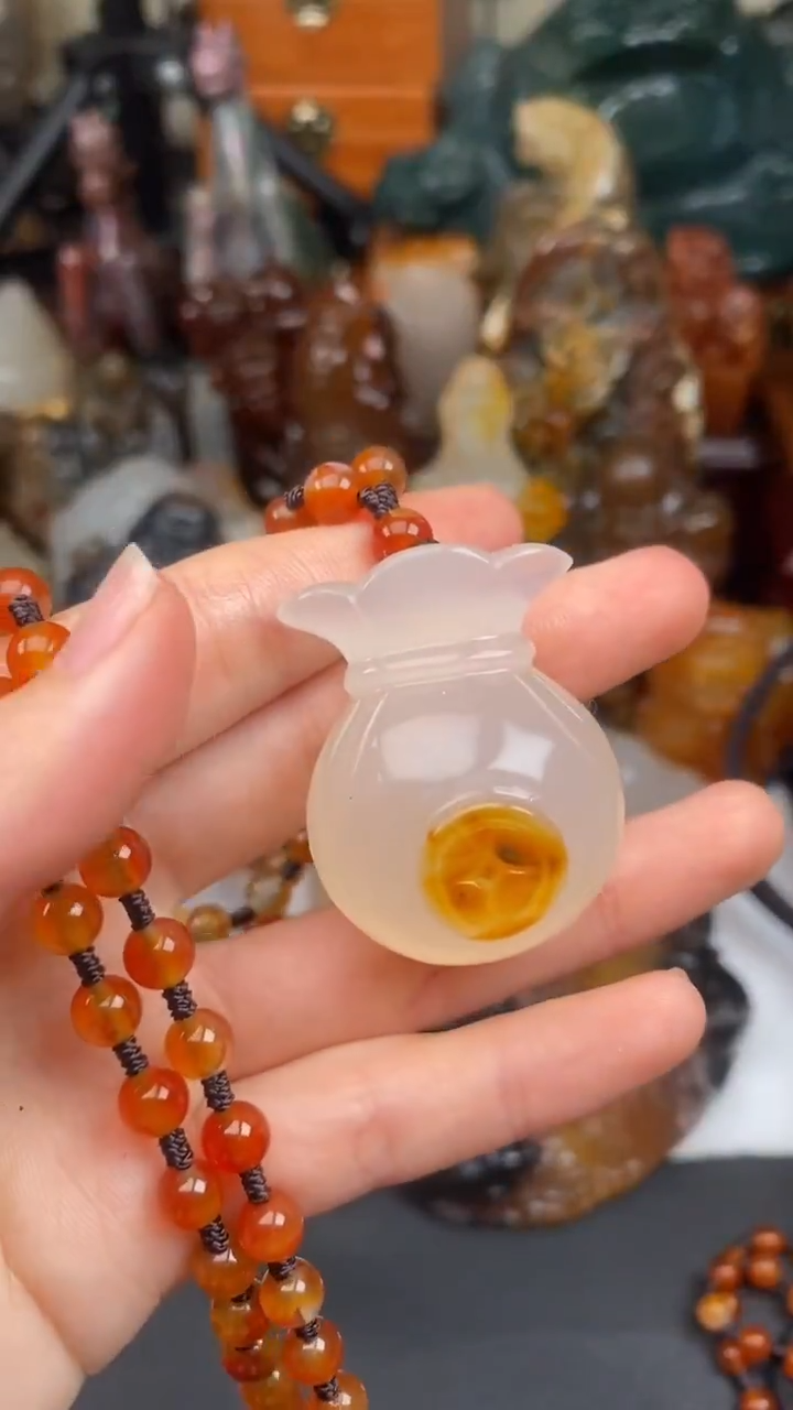 玛瑙/玉髓颈饰未镶嵌AA