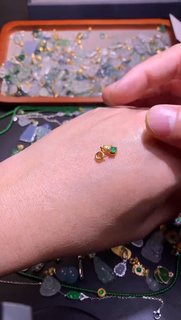 【闪购商品】翡翠吊坠(不含链)银S925镶嵌1