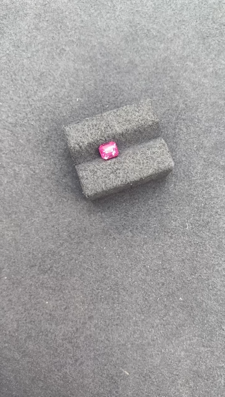 【闪购商品】尖晶石裸石未镶嵌1ct粉尖晶