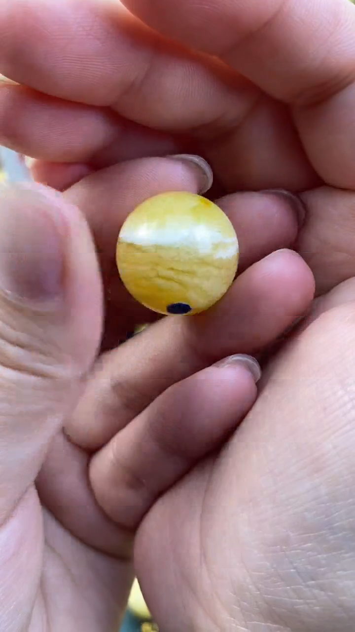 【闪购商品】琥珀裸石未镶嵌月.15/卡19.6