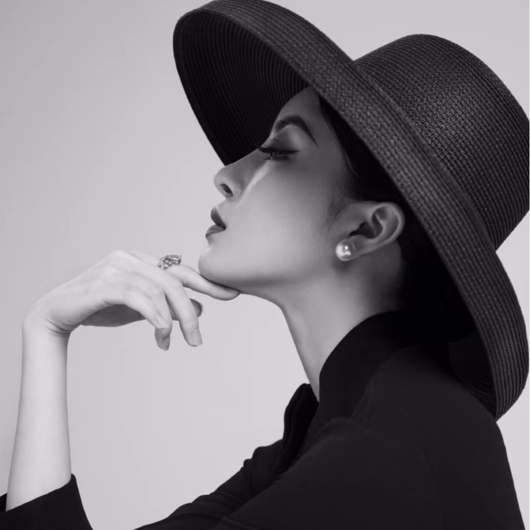 轻奢休闲网红黑色女装时尚百搭ins上衣福福连接