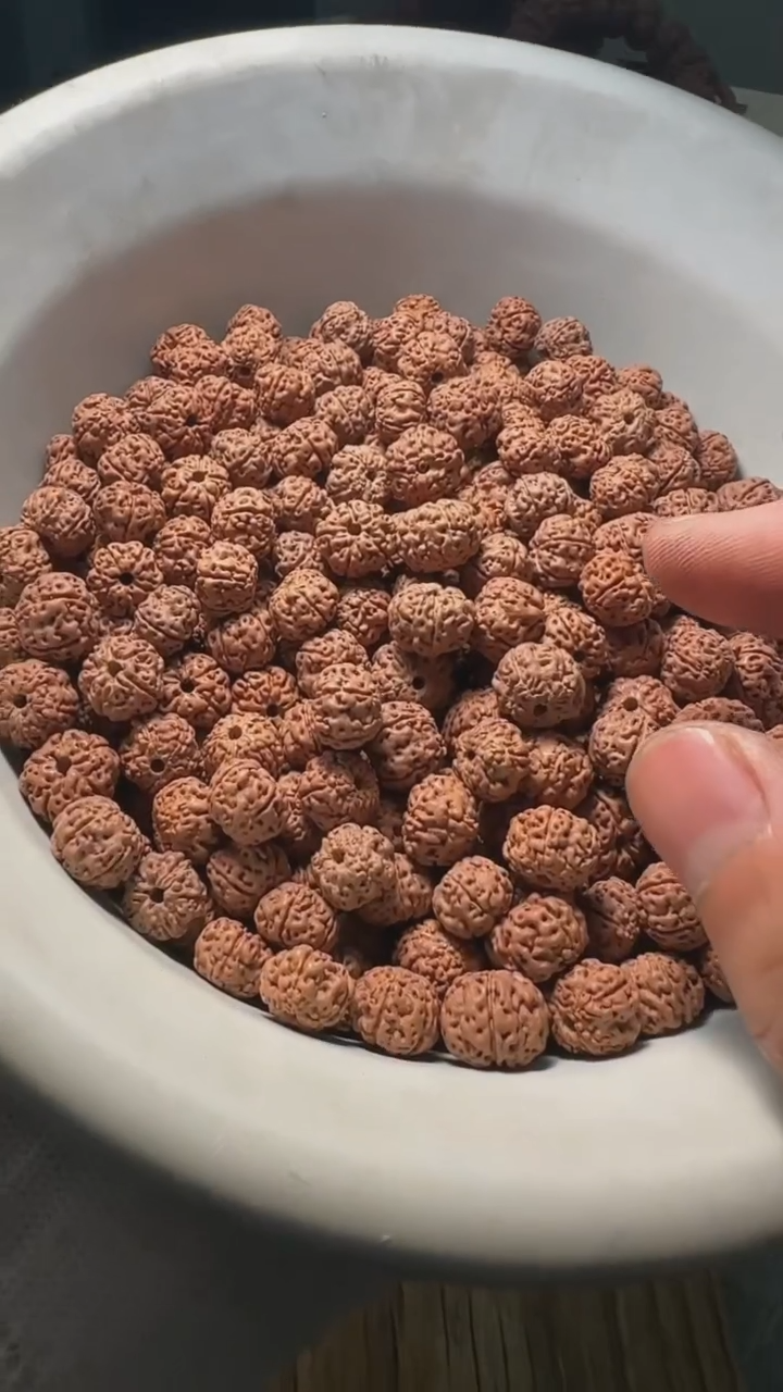 金刚菩提手串非全平细散籽9-10mm一份五十颗