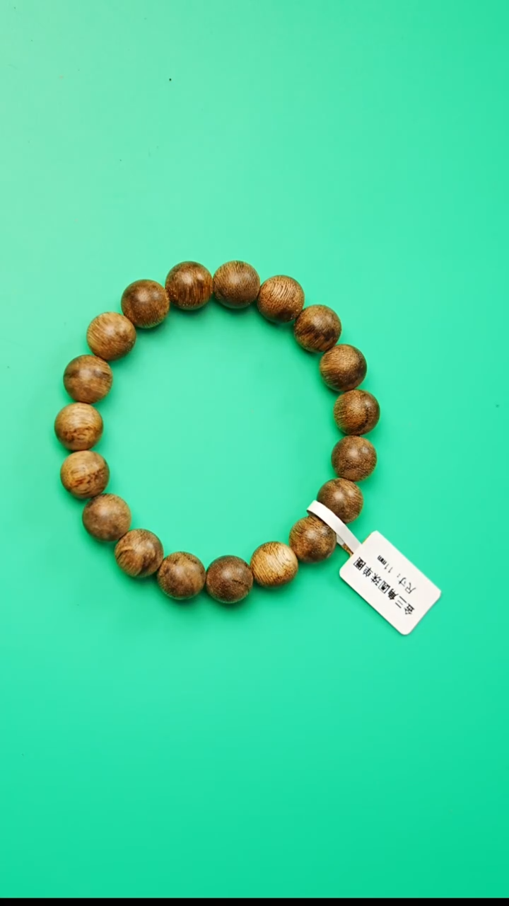 沉香手串金三角黑棋单圈11mm   03263