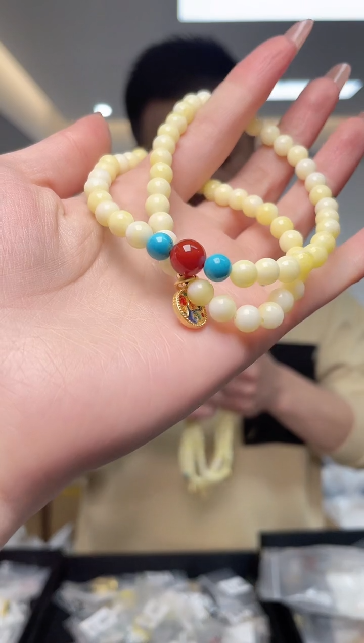 【闪购商品】蜜蜡裸石未镶嵌（多样性单个发货）